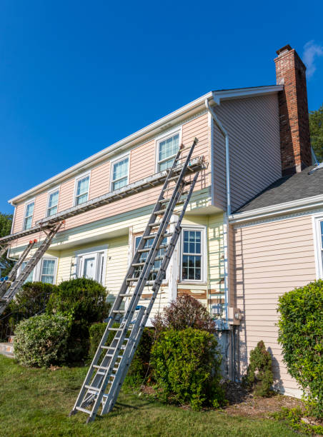 Best Storm Damage Siding Repair  in Selah, WA